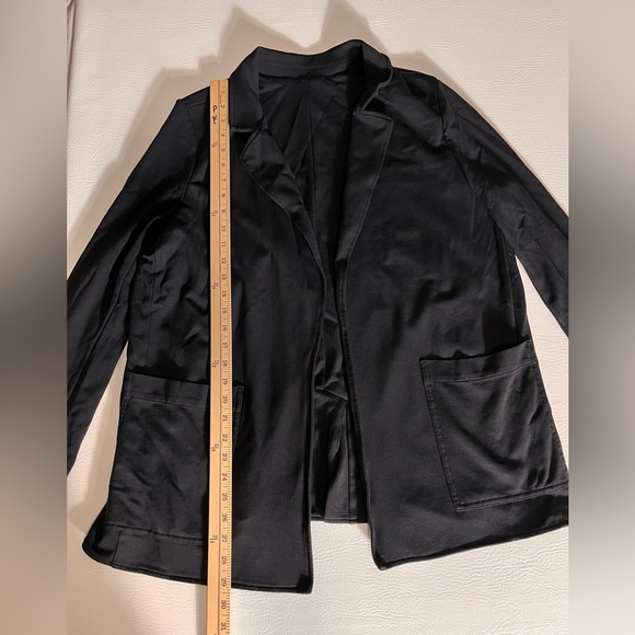 Athleta Eastbound Blazer Black w Pockets Soft sz 16 - Picture 7 of 10